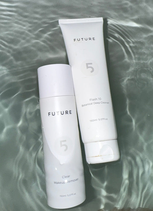 Därför ska du dubbelrengöra – med Clear Makeup Remover & Flash 10 från Future Cosmetics