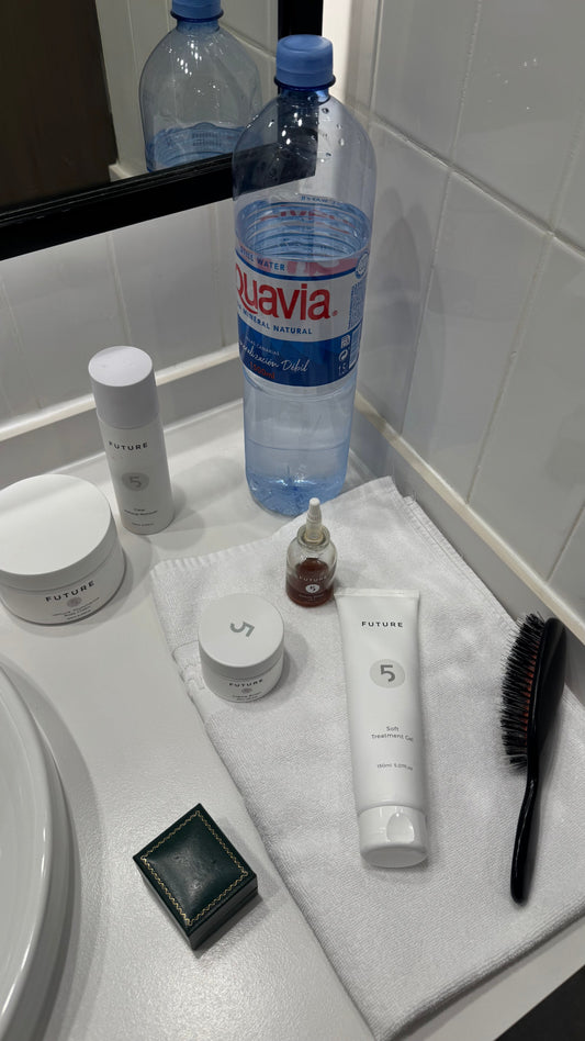 The Vacation Glow Myth – och hur du faktiskt får tillbaka din lyster